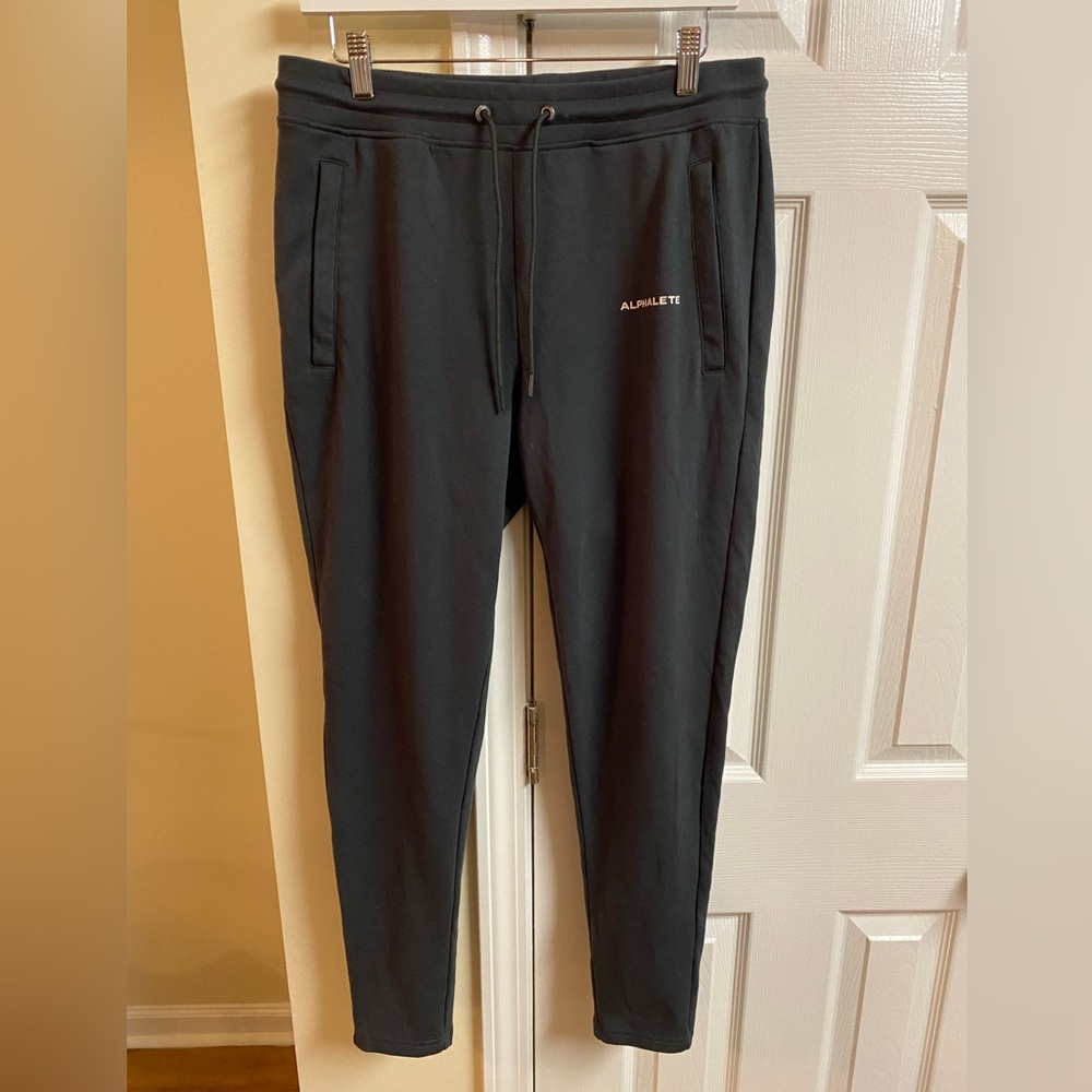 Alphalete Core Joggers